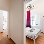 Hlavna Luxe 3 150m2 6 Beds Appartement *