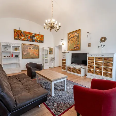 Apartment Hlavna Luxe 3 150m2 6 Beds Košice