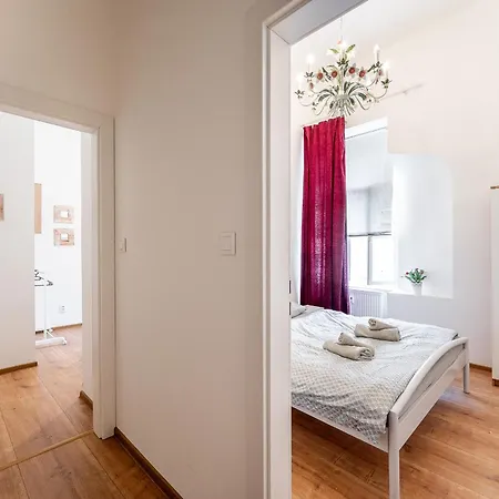 Hlavna Luxe 3 150m2 6 Beds Apartment *