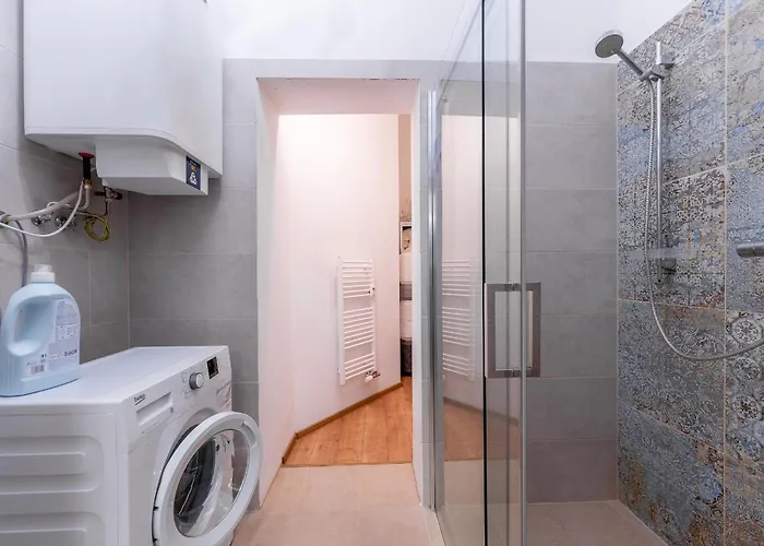 아파트 Hlavna Luxe 3 150m2 6 Beds 코시체