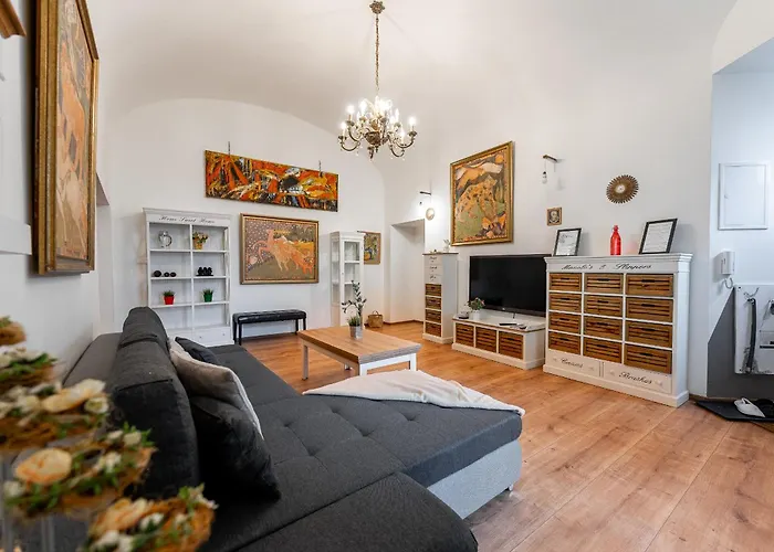 Hlavna Luxe 3 150m2 6 Beds *